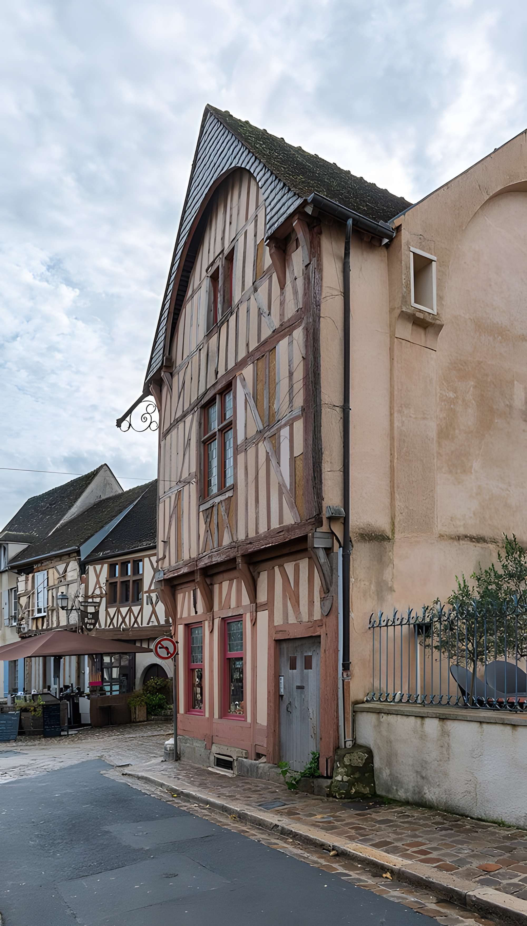 Maison des Trois Pignons à Provins