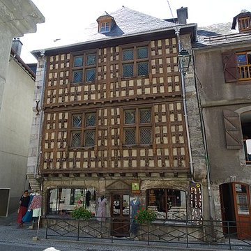 Maison du 16e siècle à Arreau