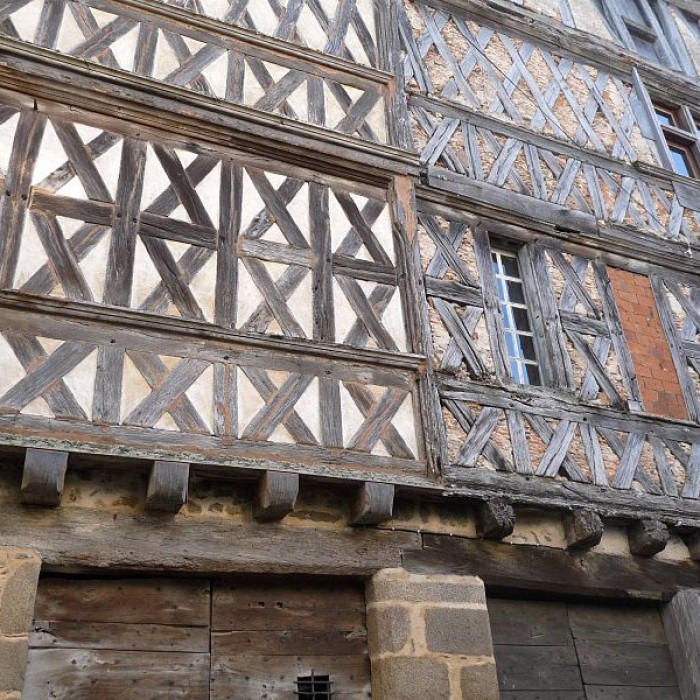 Photo de Maison du duc dÉpernon à Confolens