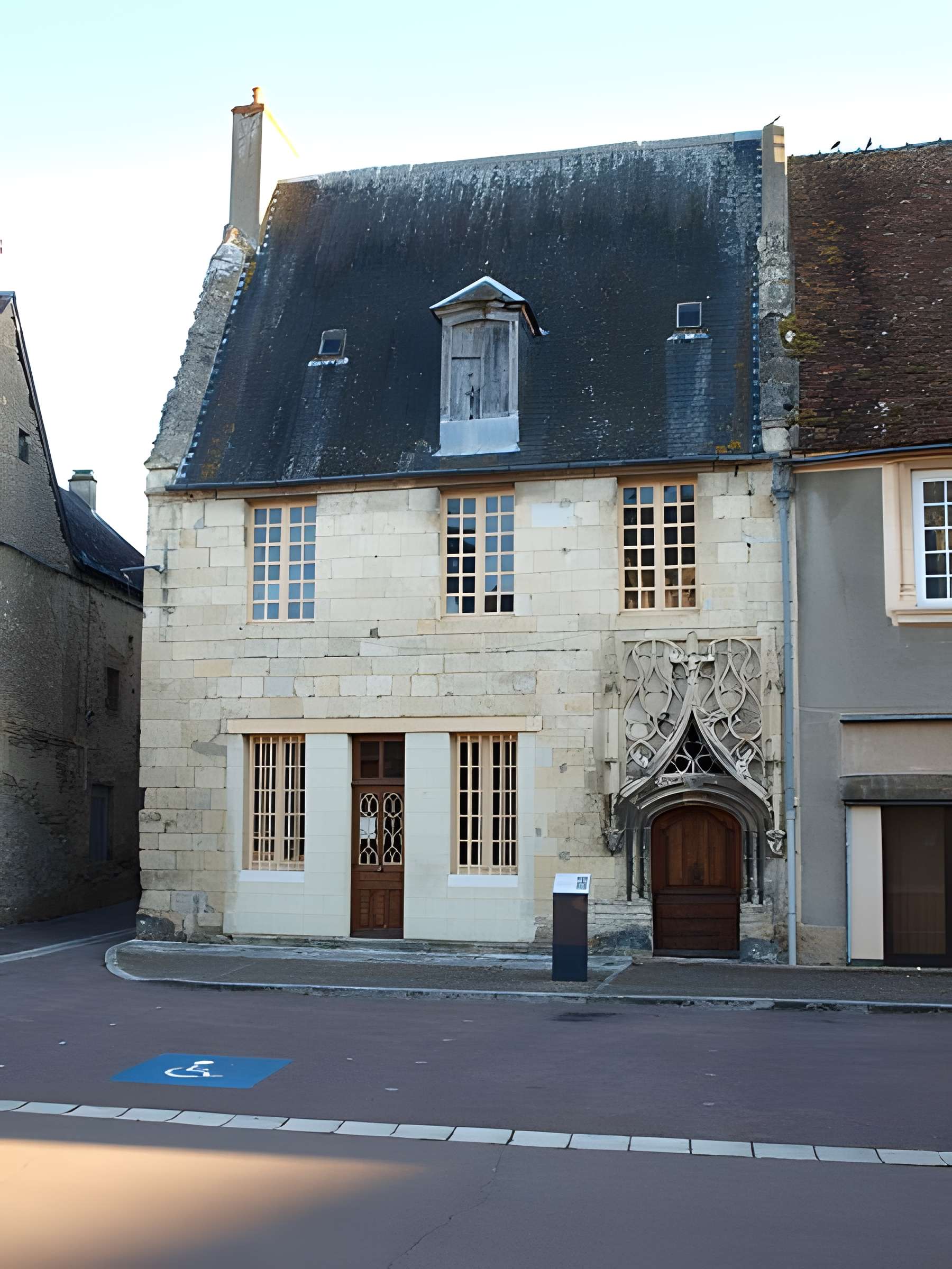 Maison du lieutenant criminel à Saint-Pierre-le-Moûtier