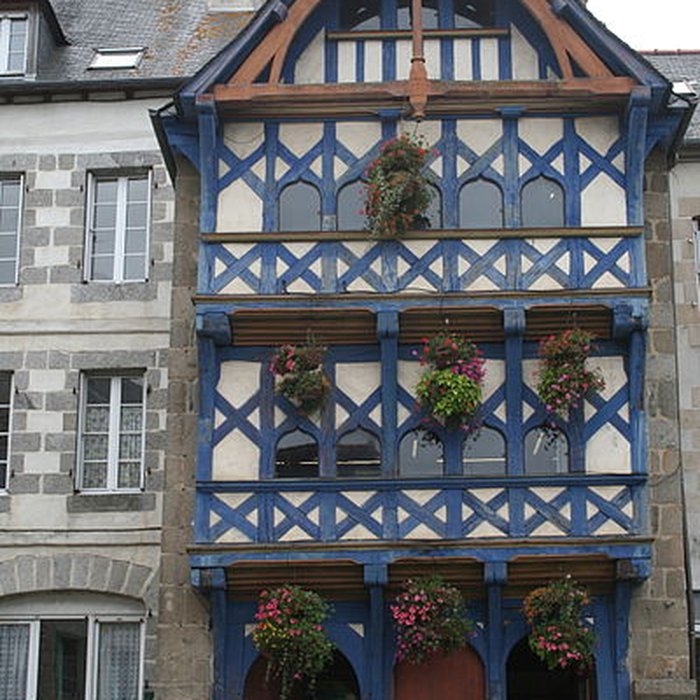 Photo de Maison du xvie siècle, Grande Place à Pontrieux