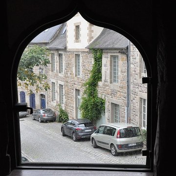 Maison du xvie siècle, Grande Place à Pontrieux