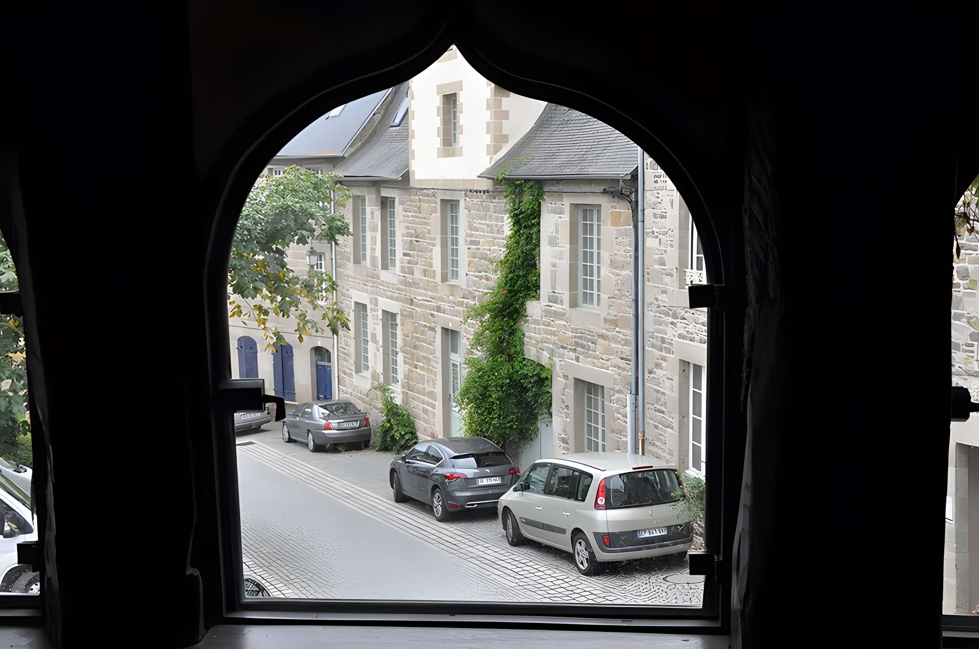 Maison du xvie siècle, Grande Place à Pontrieux