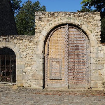 Maison forte de Gourville à Prunay-en-Yvelines