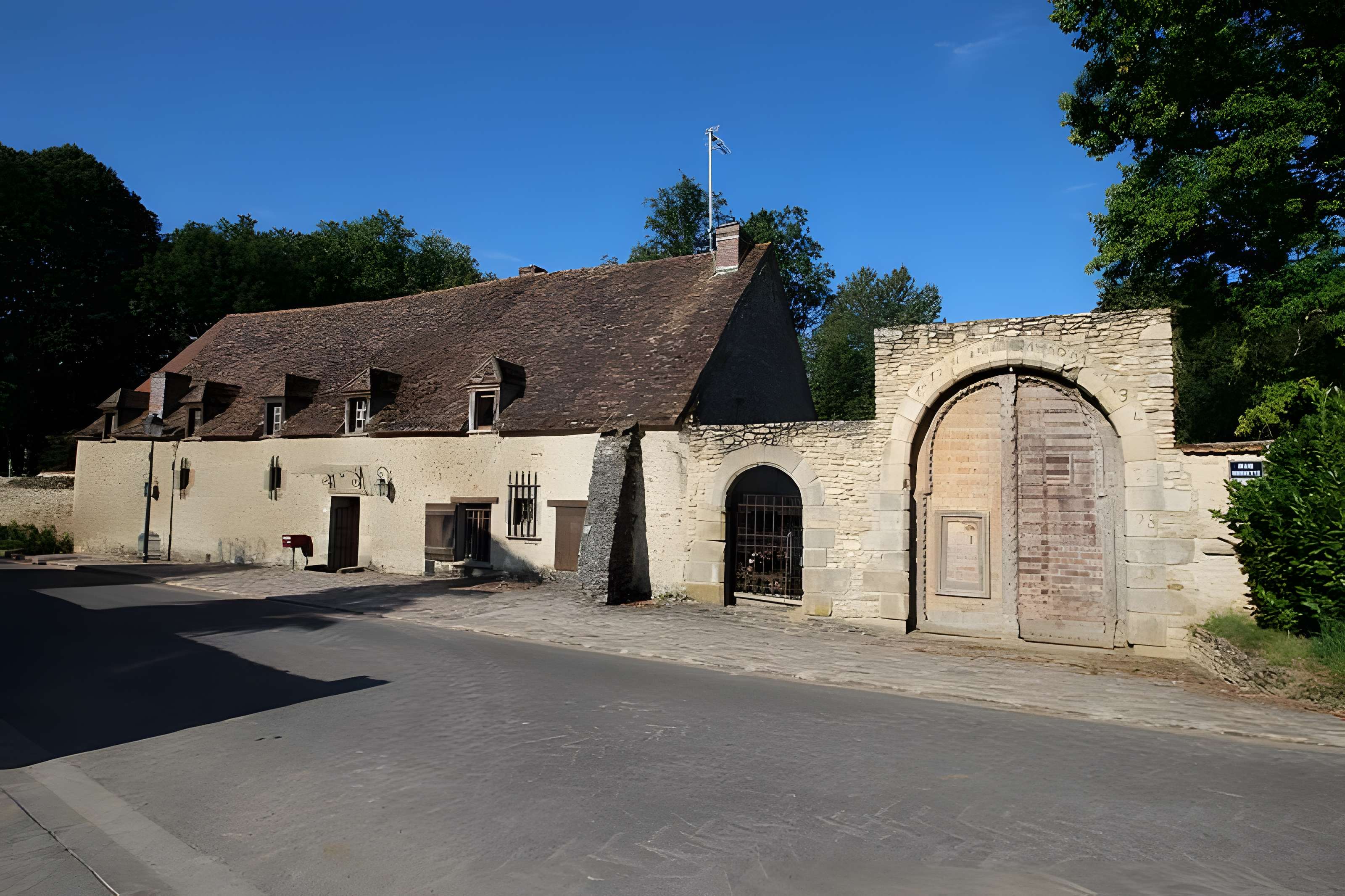 Maison forte de Gourville à Prunay-en-Yvelines