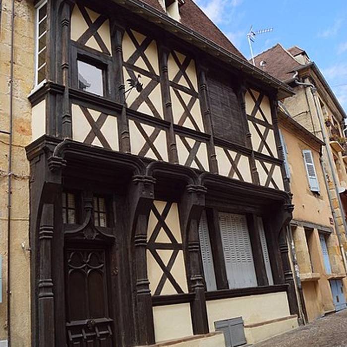 Photo de Maison GrandRue 56 à Montluçon