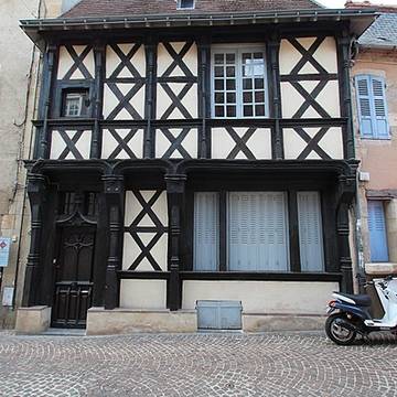 Maison GrandRue 56 à Montluçon
