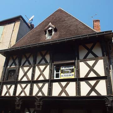 Maison GrandRue 56 à Montluçon
