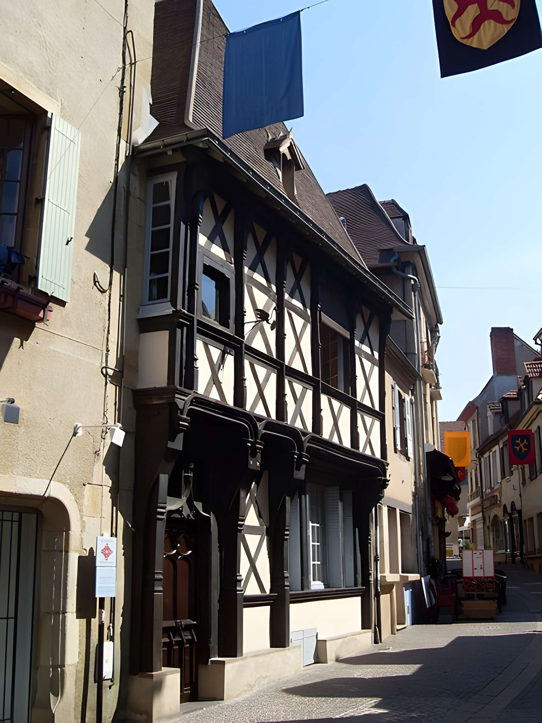 Maison Grand'Rue 56 à Montluçon 