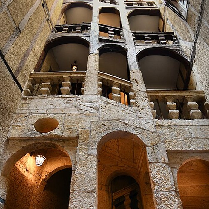 Photo de Maison Henri IV, 22 Rue dEspagne à Auch