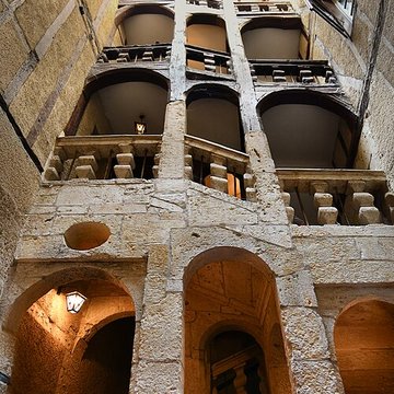 Maison Henri IV, 22 Rue dEspagne à Auch