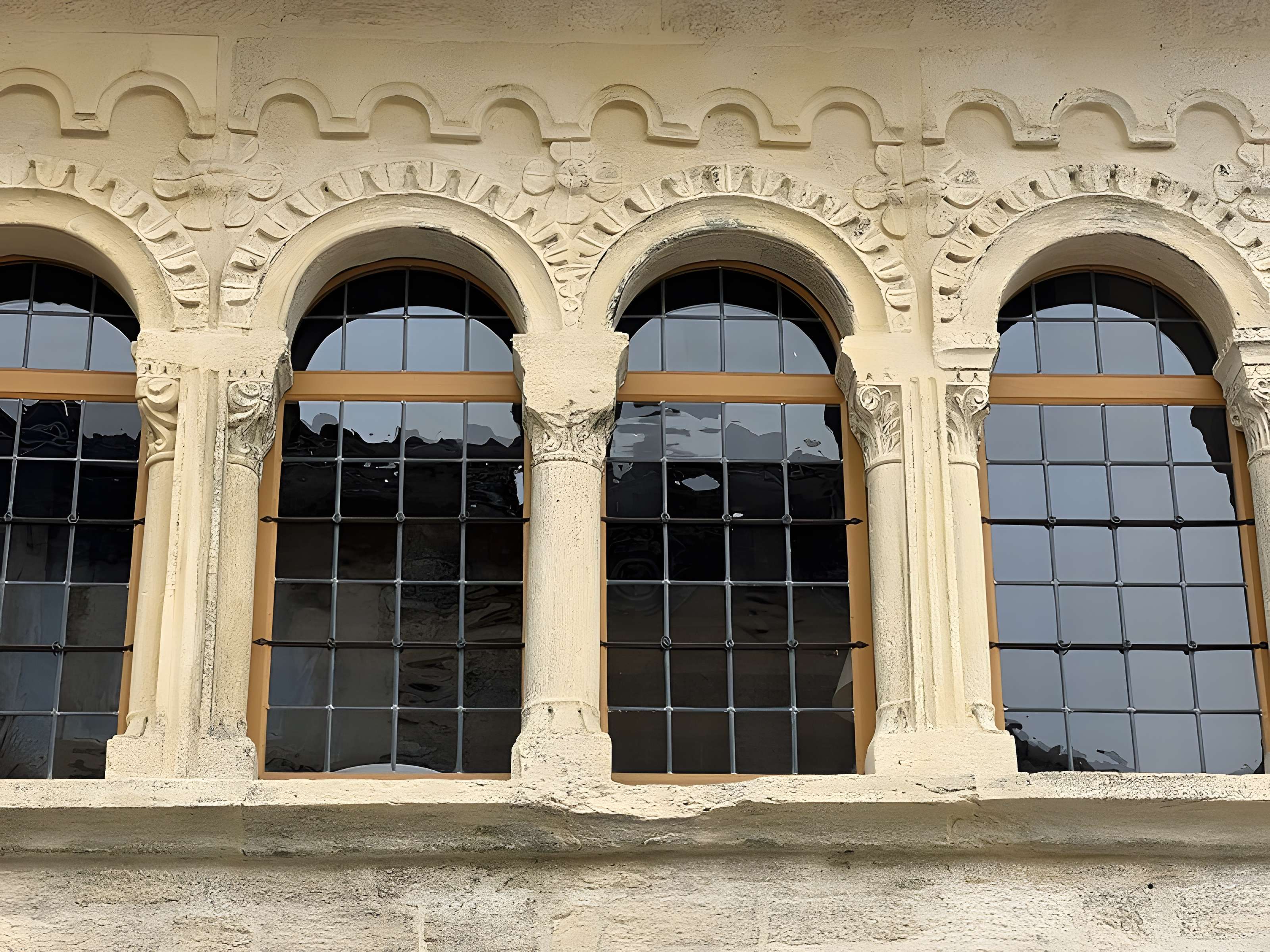 Maison romane, 15 Rue d'Avril à Cluny