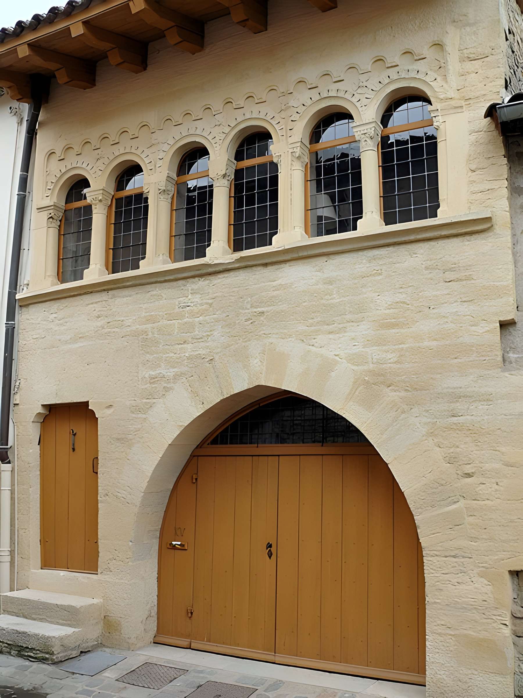 Maison romane, 15 Rue d'Avril à Cluny