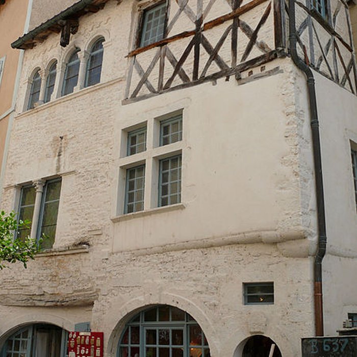 Photo de Maison romane, 15 Rue Lamartine à Cluny