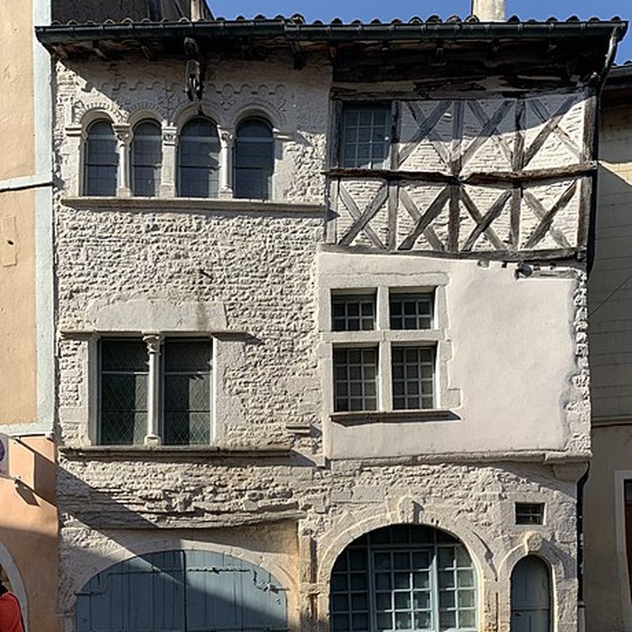 Photo de Maison romane, 15 Rue Lamartine à Cluny