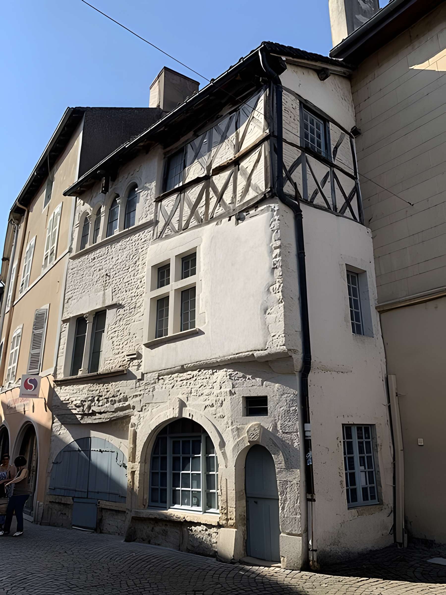 Maison romane, 15 Rue Lamartine à Cluny