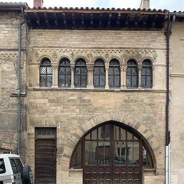 Maison romane, 25 Rue de la République à Cluny