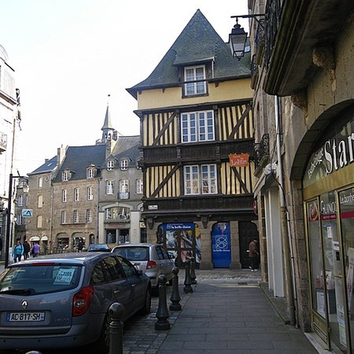 Photo de Maison, 1 Place des Merciers à Dinan