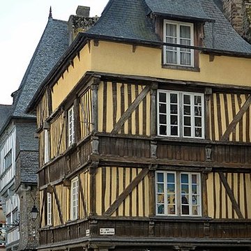 Maison, 1 Place des Merciers à Dinan