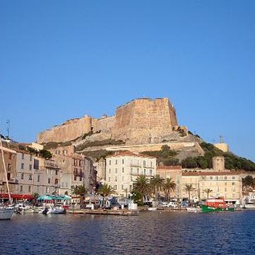 Enceinte fortifiée dite citadelle