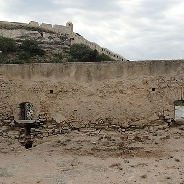 Enceinte fortifiée dite citadelle