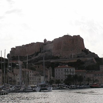 Enceinte fortifiée dite citadelle