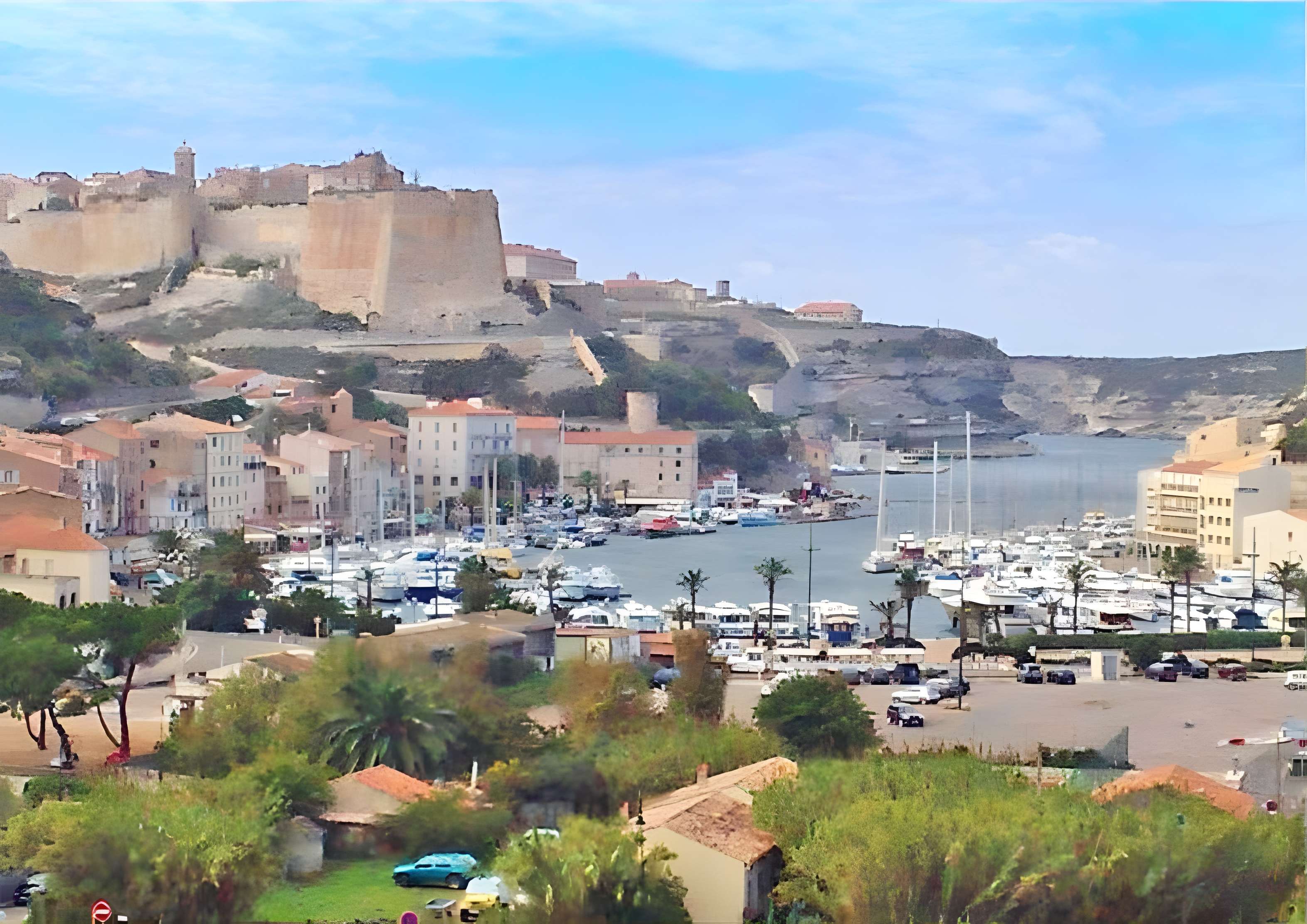 Enceinte fortifiée dite citadelle