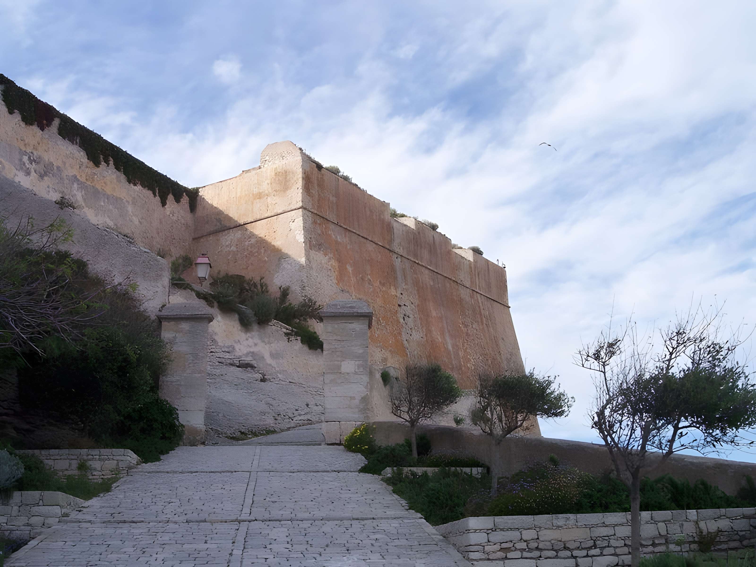 Enceinte fortifiée dite citadelle