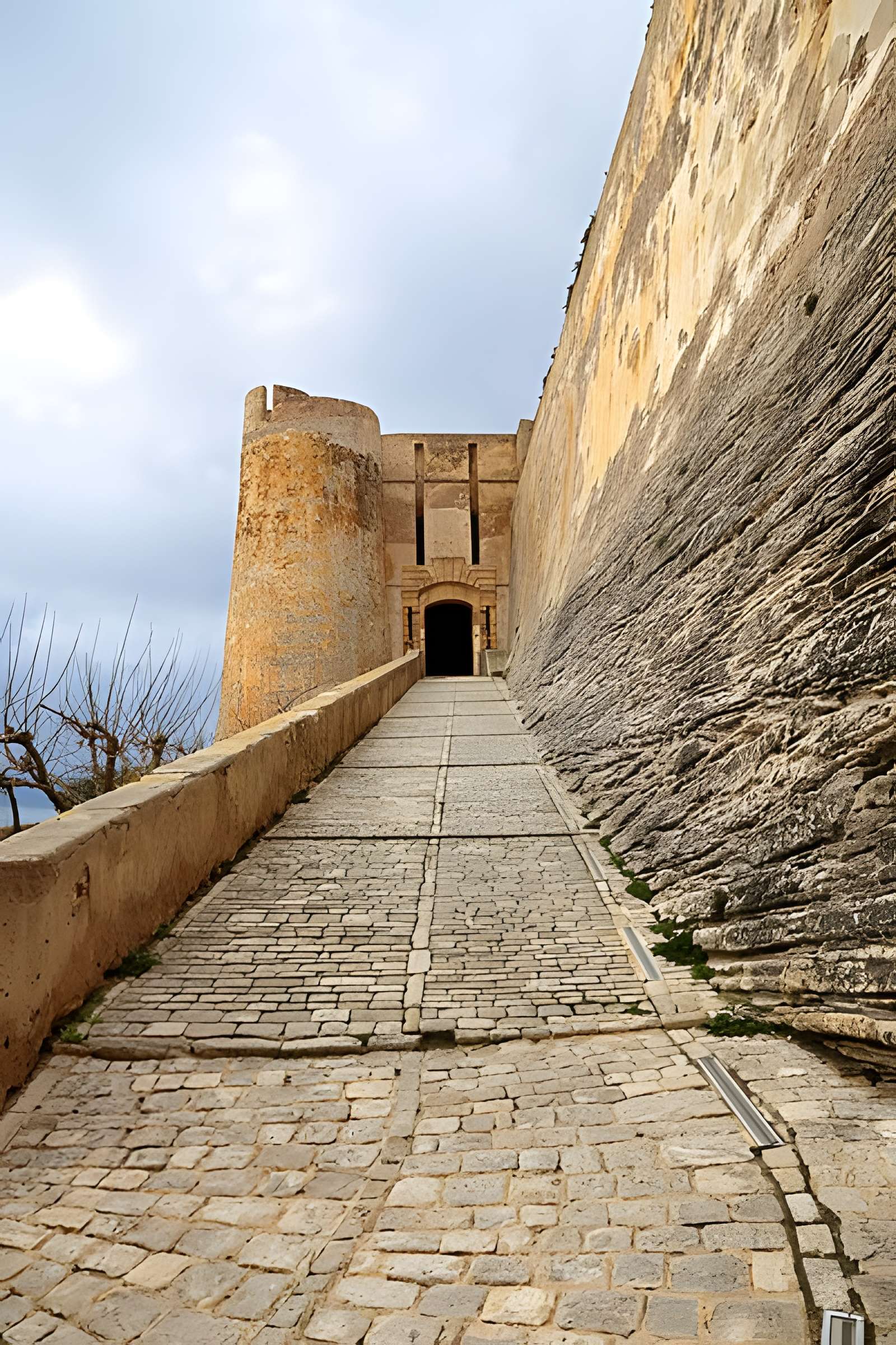 Enceinte fortifiée dite citadelle