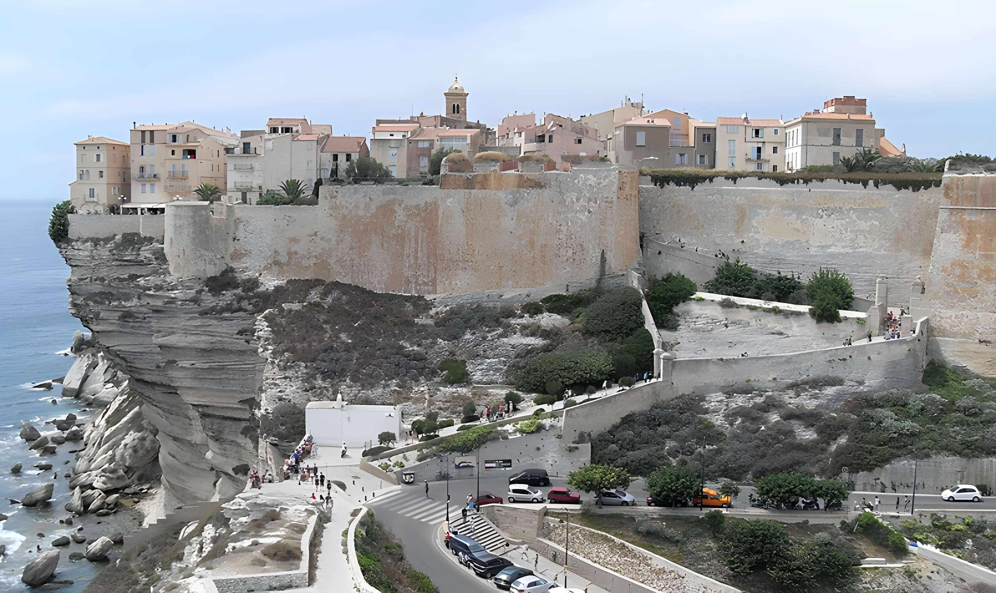 Enceinte fortifiée dite citadelle