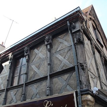 Maison, 2 Rue Porte-Saint-Pierre à Montluçon