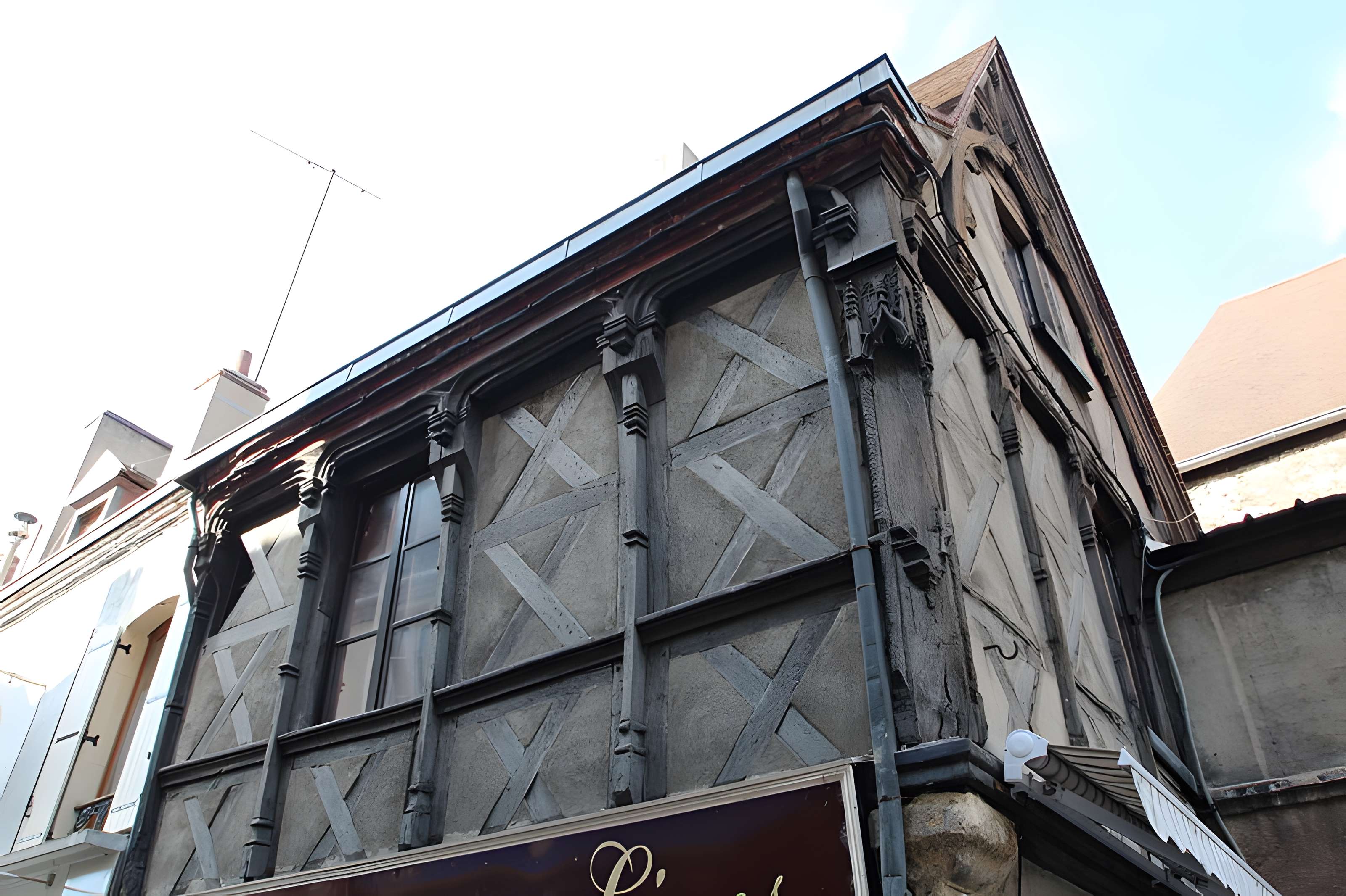 Maison, 2 Rue Porte-Saint-Pierre à Montluçon