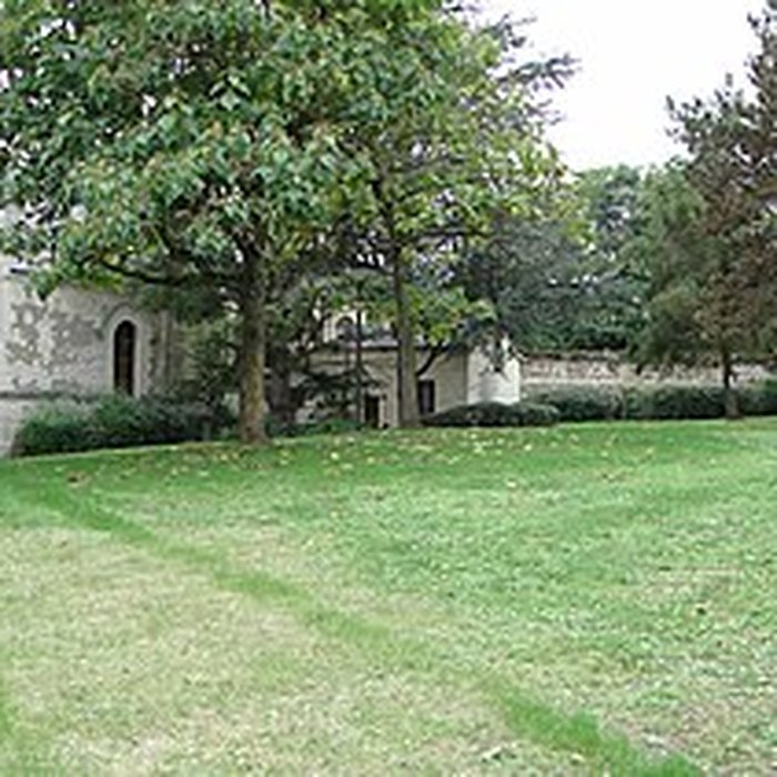 Photo de Maison, 3 place Saint-Pierre à Saumur