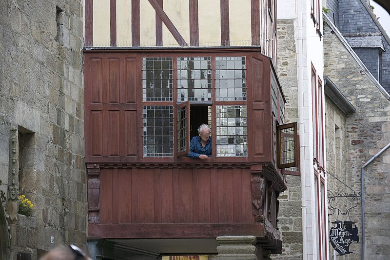Maison, 27 Rue de l'Horloge à Dinan