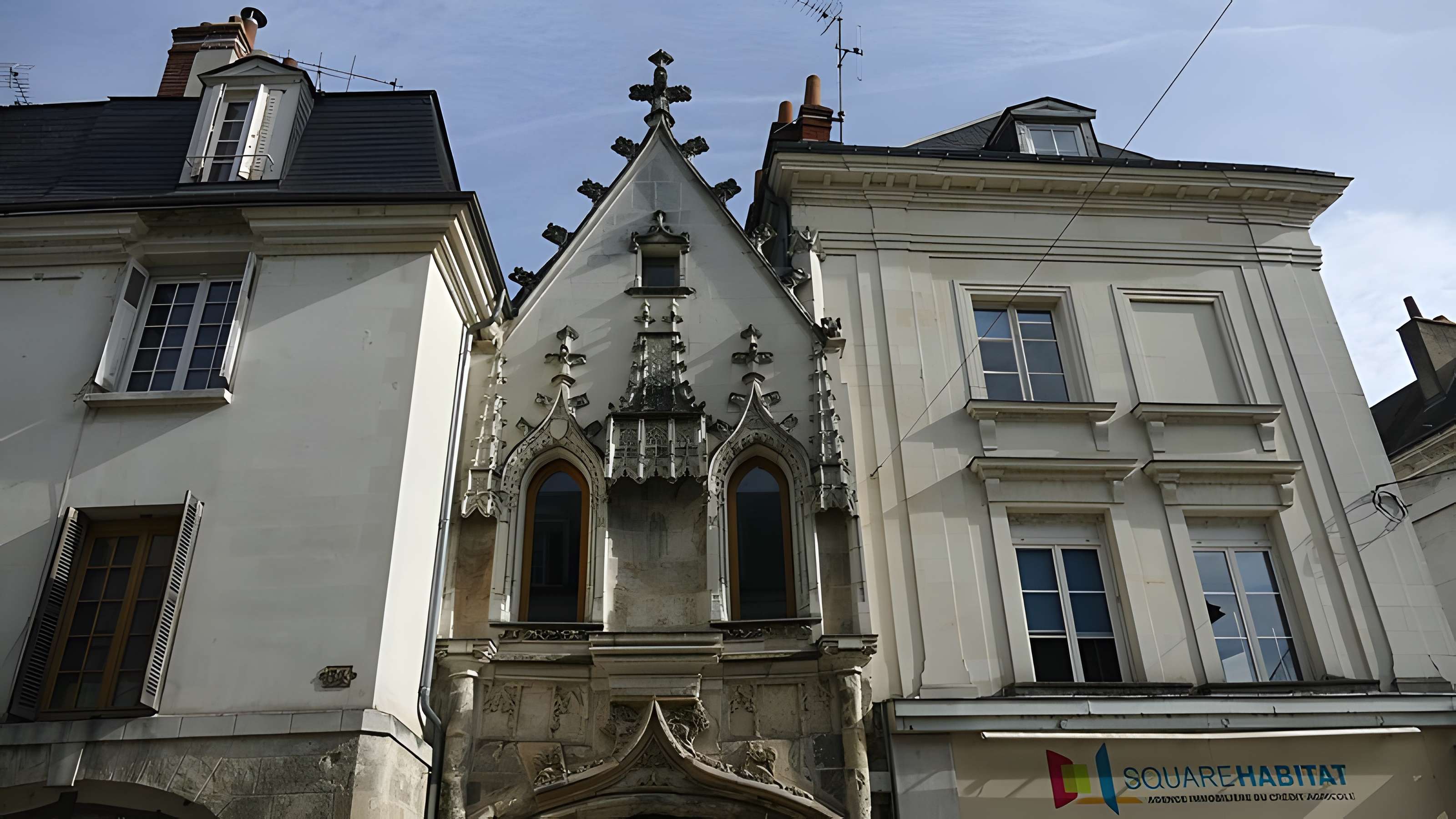 Maison, 56 Place du Grand-Marché à Tours