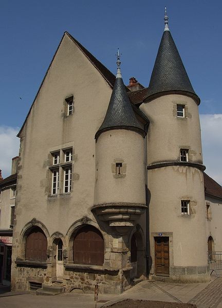 Photo de Maison, Place Carnot à Arnay-le-Duc