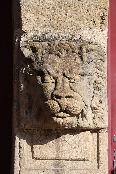 Maison, Place Carnot à Arnay-le-Duc