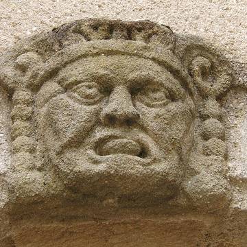 Maison, Place Carnot à Arnay-le-Duc