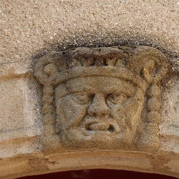 Maison, Place Carnot à Arnay-le-Duc