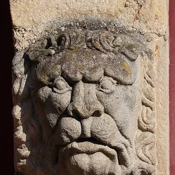 Maison, Place Carnot à Arnay-le-Duc