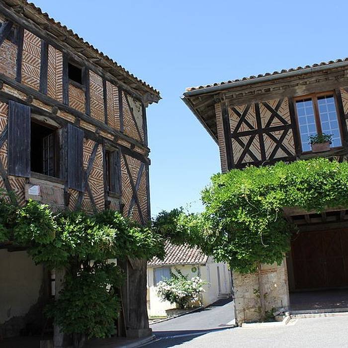 Photo de Huizen, Stadhuisplein in Dunes