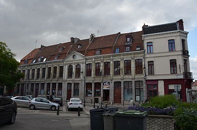 Photo de Maisons, Place du Marché-au-Poisson N°9 à 72 à Douai