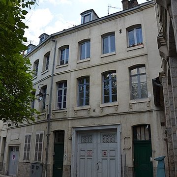 Maisons, Place du Marché-au-Poisson N9 à 72 à Douai