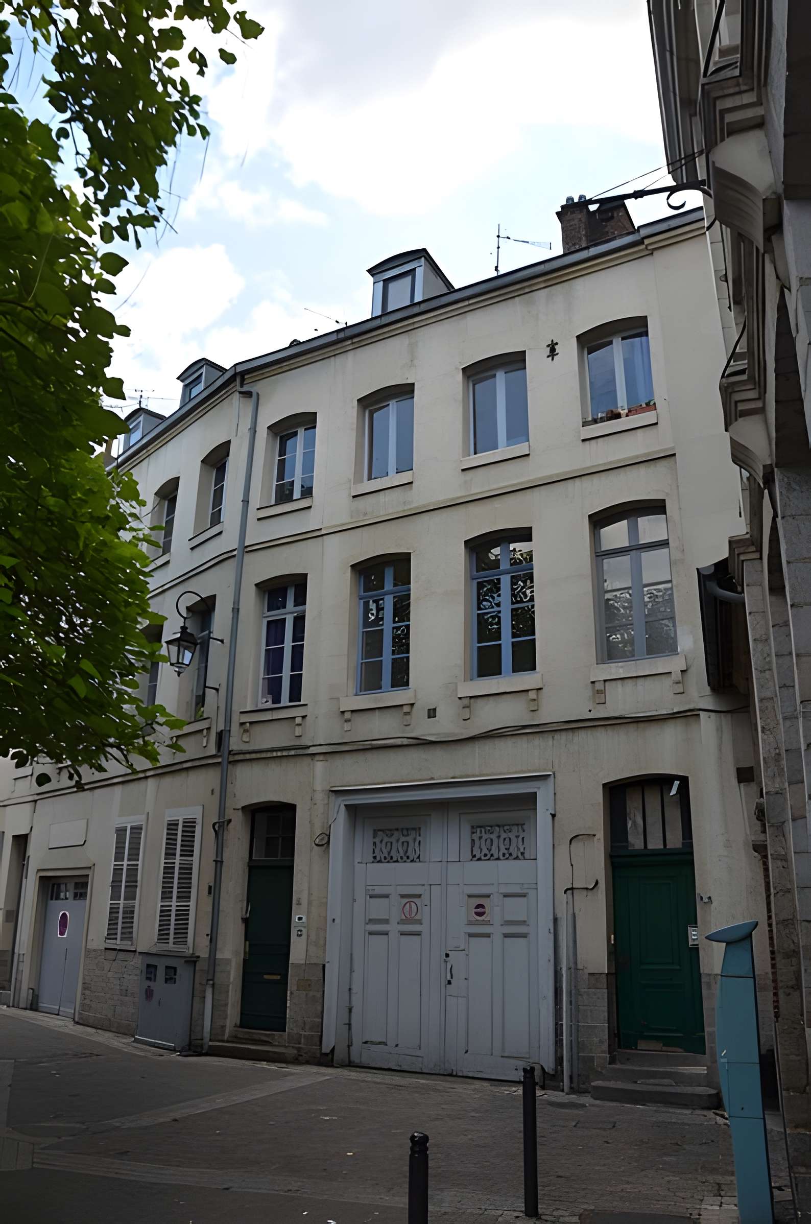 Maisons, Place du Marché-au-Poisson N°9 à 72 à Douai