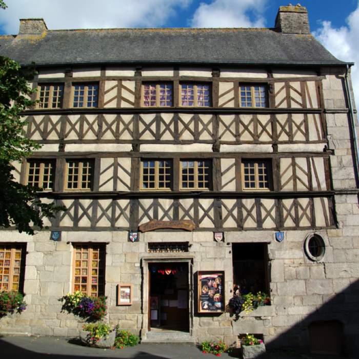 Photo de Maisons, Rue du Docteur-Sagory à Moncontour