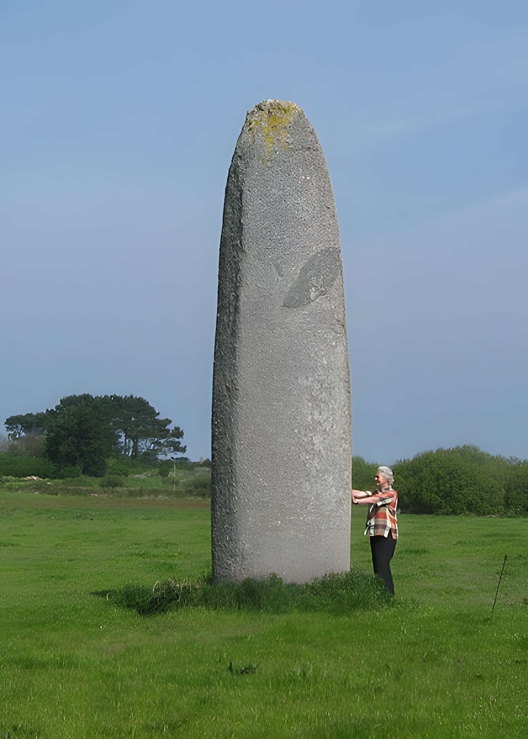 Menhir de Kérhouézel à Porspoder 
