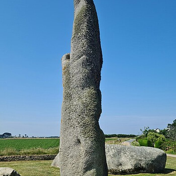 Photo de Menhir de Men Marz à Brignogan-Plages