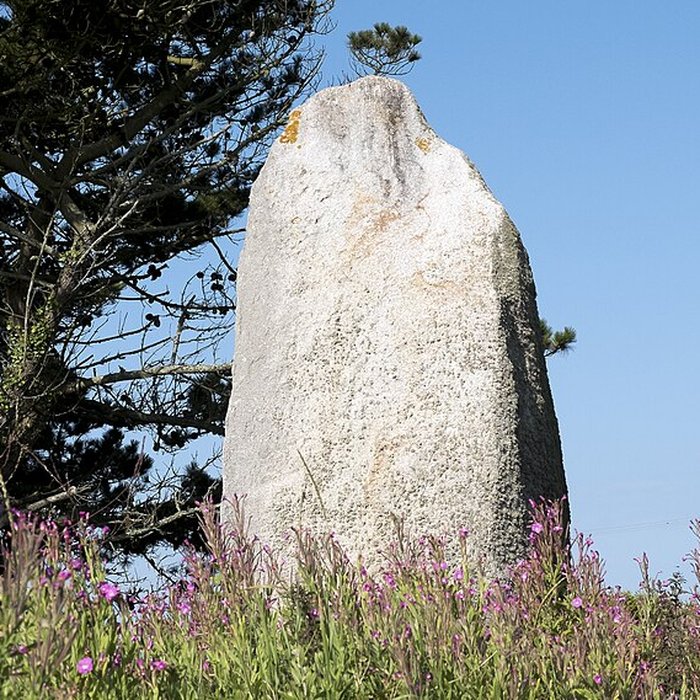 Photo de Menhir de Men Marz à Brignogan-Plages