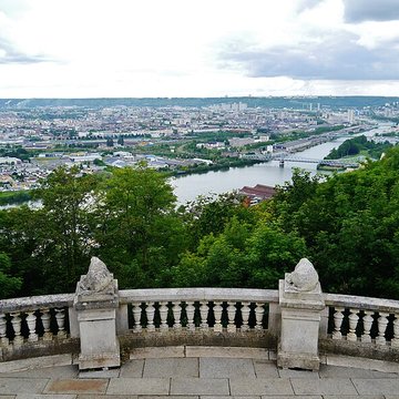 Monument à Jeanne dArc à Bonsecours