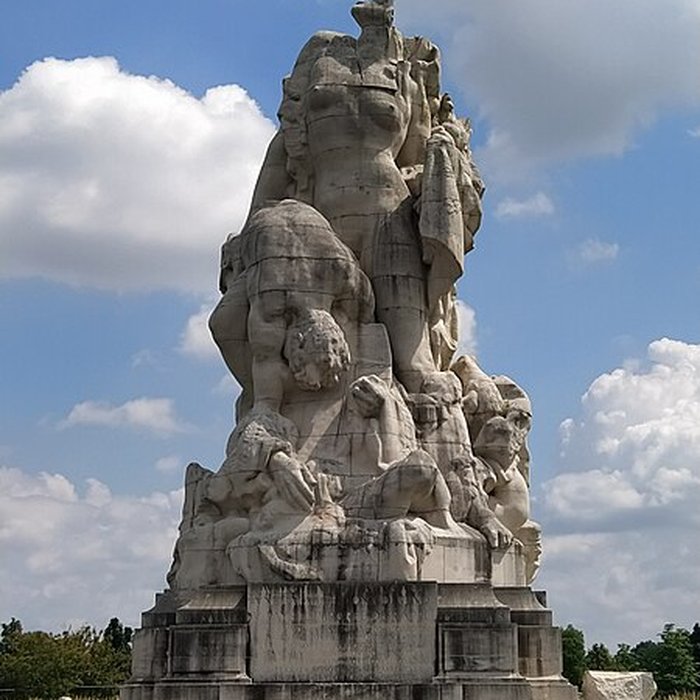 Photo de Monument de la Liberté éplorée à Meaux